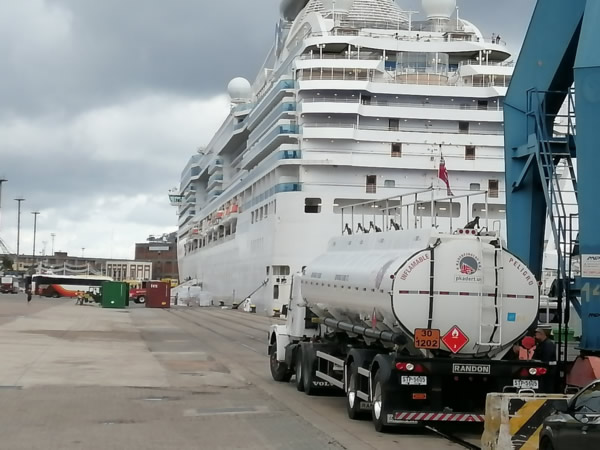 transporte de combustibles